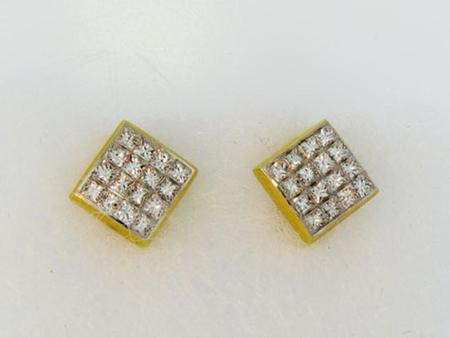 18k Yellow Gold Diamond Earrings                          F4146