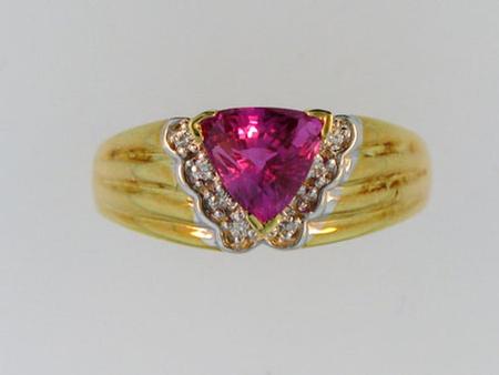 18k Yellow Gold Pink Sapphire Diamond Ring                      F4879