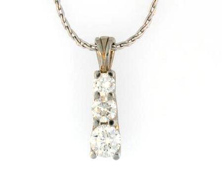 14k White Gold Diamond Pendant               40-00003