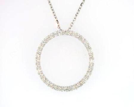 14k White Gold Diamond Circle Pendant               40-00021