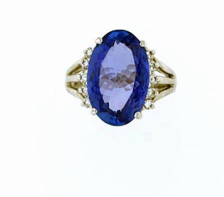 14kt White Gold Tanzanite Diamond Ring               A33969